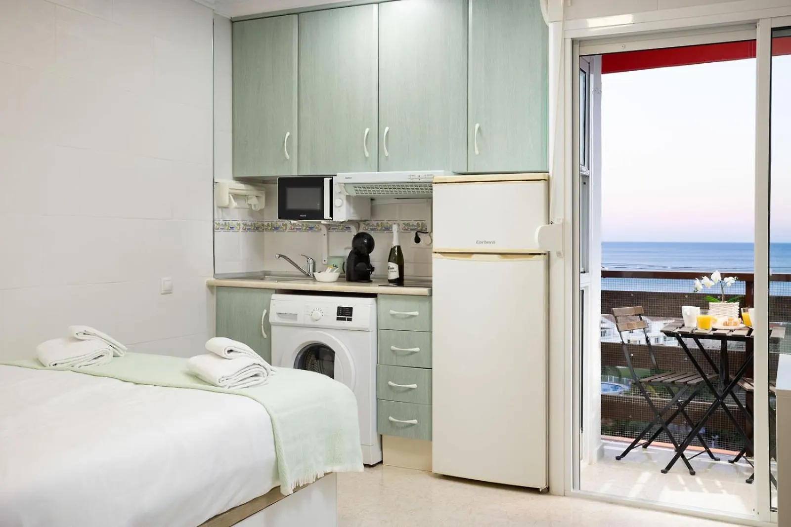 Naciones Benalmadena By Alfrescos Stays 0*,  Hiszpania